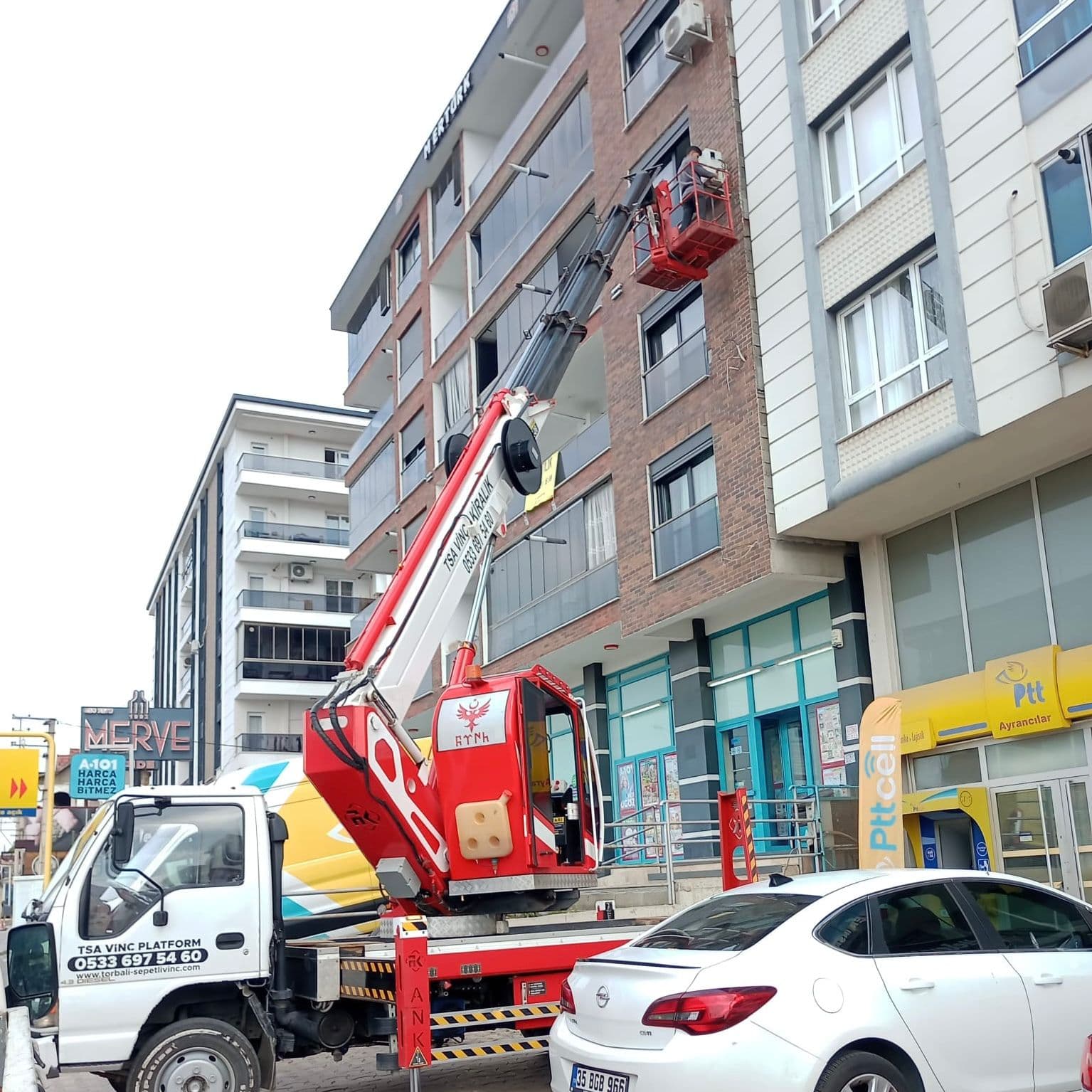 Torbalı sepetli vinç ile klima montaj ve bakım hizmeti