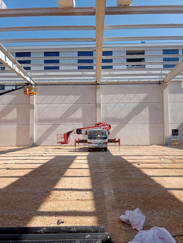 Torbalı vinç kiralama hizmeti